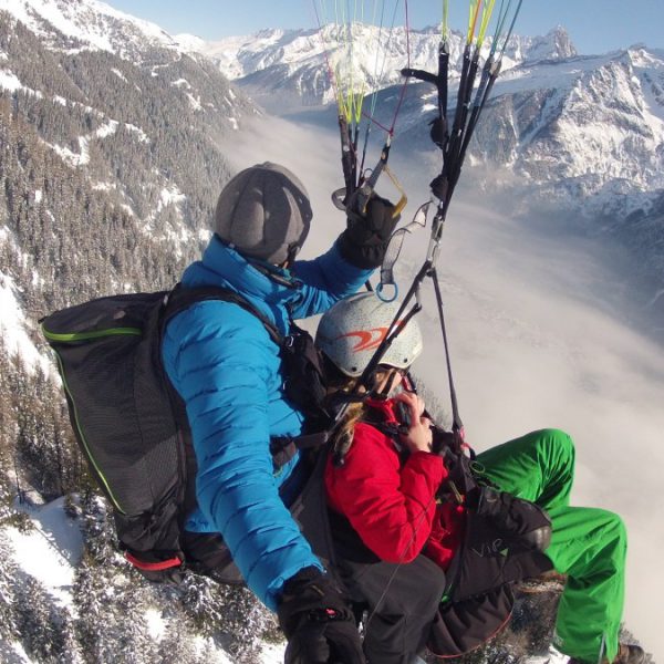 Paraglider — Gudauri Loft